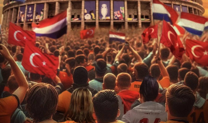 Karşılaşma öncesi Hollanda ve Türkiye’den dostluk paylaşımı