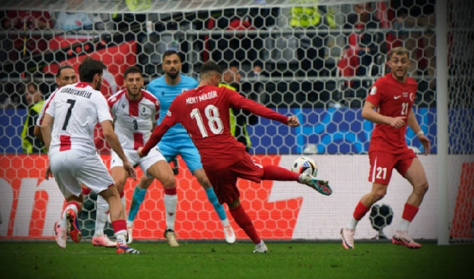 Taraftar anketi: EURO 2024’ün en iyi golü Mert Müldür’den!