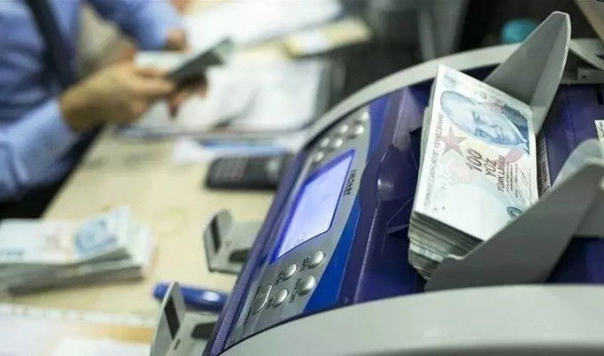 8 bankanın ardından Ziraat ve Halkbank da çalışanlarına zam yaptı