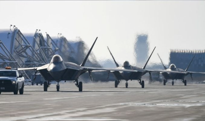 ABD o bölgeye yeniden savaş uçakları gönderiyor