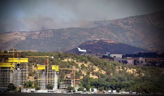 Alevler İzmir’e ulaştı, kent duman altında: 2 mahalleye tahliye!