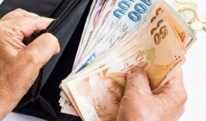 Emekli maaşı farkları için ödeme tarihi belli oldu