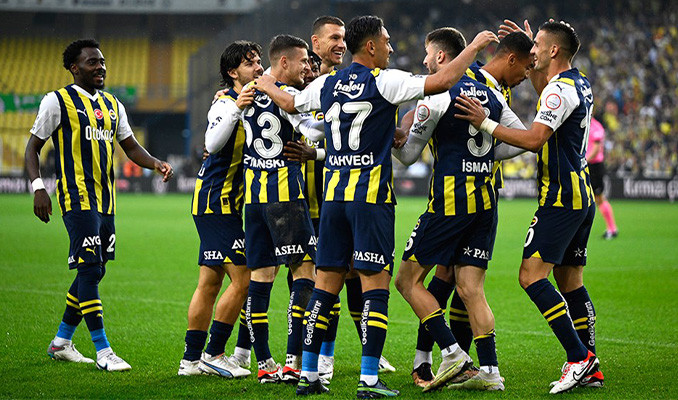Fenerbahçe evinde Adana Demirspor‘u ağırlayacak