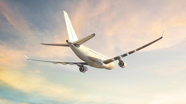 Havayolu şirketleri uçuşları durdurdu, 4 bin İsrailli mahsur kaldı