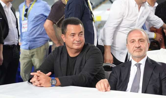 Ilıcalı: 3 futbolcuyu yarın satsak 100 milyon euro toplarız