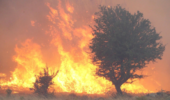 Meteoroloji açıkladı: Yangın bölgelerinde hava nasıl olacak?
