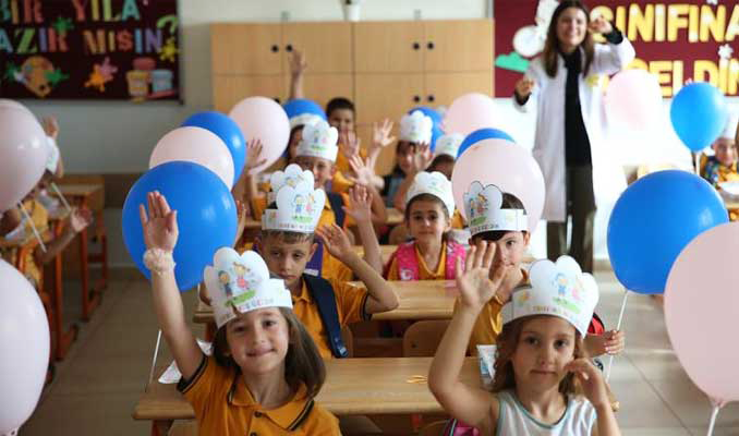 1’inci sınıf öğrencileri için okullar yarın açılıyor