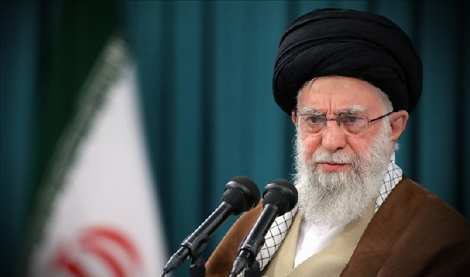 Beyrut saldırısı sonrası Hamaney’den ilk açıklama!