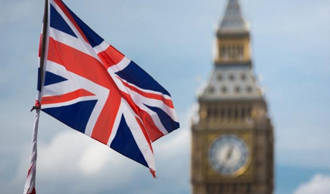 İngiltere’de konut fiyatları göstergesi iki yıl sonra pozitife döndü