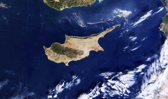 Kıbrıs’taki taraflar bir araya geliyor