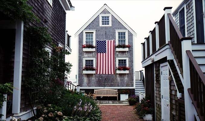 Mortgage başvuruları arttı, faizler dibi gördü