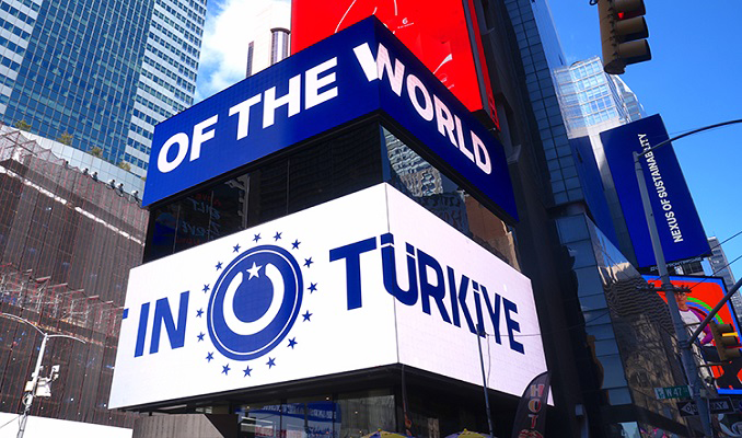 Times Meydanı’nda Türkiye’ye yatırım reklamı!