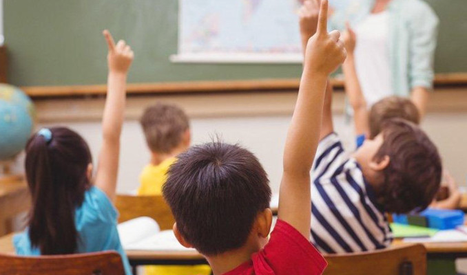 Yeni dönemin ilk ders zili çaldı