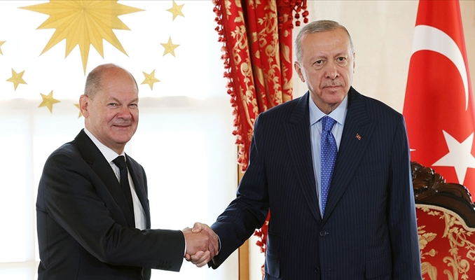 Cumhurbaşkanı Erdoğan, Scholz’u kabul etti