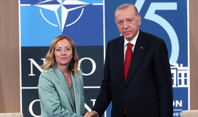 Erdoğan, Meloni’yle telefonda görüştü