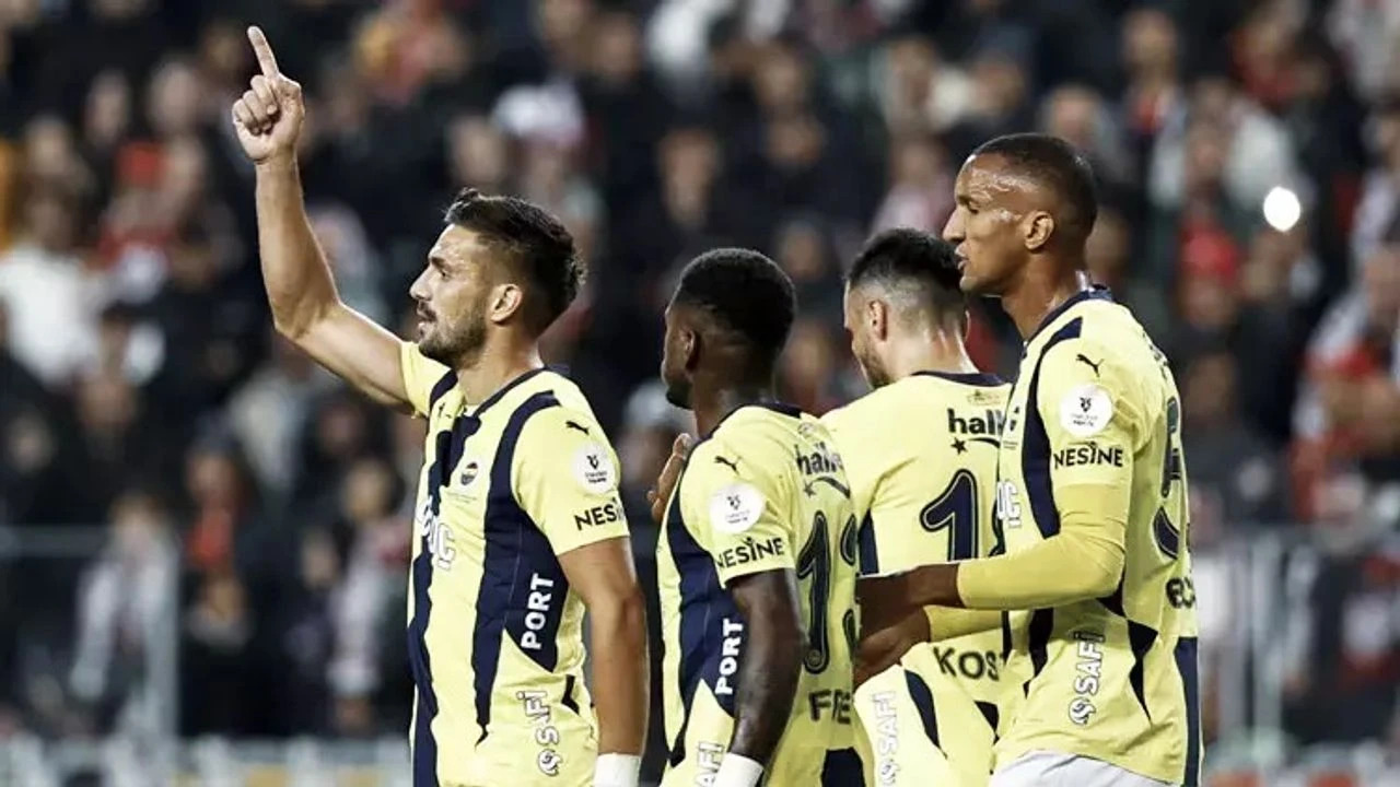 Fenerbahçe, Manchester United’ı ağırlıyor: İşte muhtemel 11’ler…