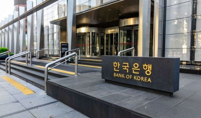 Güney Kore Merkez Bankası 4 yıl sonra faiz oranını düşürdü