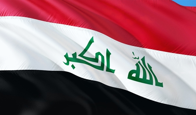 Irak hava sahasını uçuşlara kapattığını duyurdu