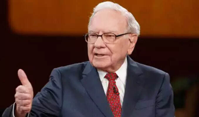 Ünlü yatırımcı Buffett hisse satışında hız kesmiyor