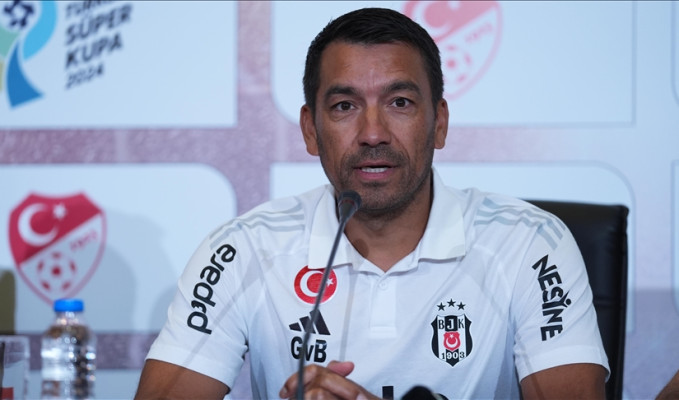 Beşiktaş, Giovanni van Bronckhorst ile yollarını ayırdı