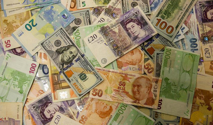 Döviz mevduatları 166.6 milyar dolara geriledi