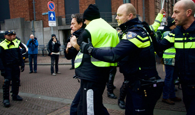 Galatasaray maçı öncesi gerginlik: Polis müdahale etti