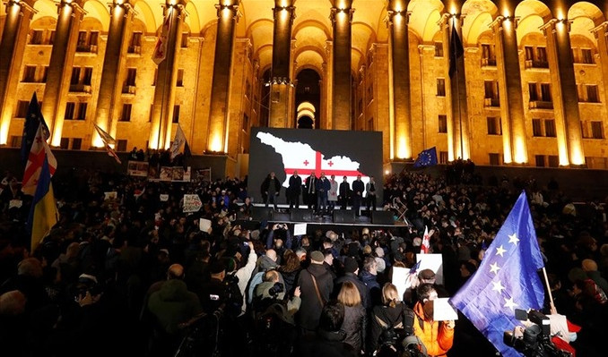 Gürcistan’da muhalefetten yeniden seçim çağrısı