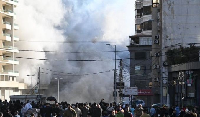 İsrail ordusu Dahiye’yi vurmaya devam ediyor