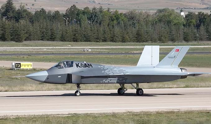 KAAN üçüncü uçuşunu yıl sonuna kadar yapacak