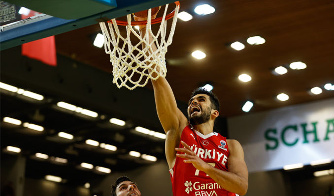Macaristan’ı devirdik, EuroBasket’i garantiledik