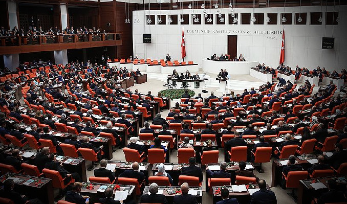 Meclis’te gündem yargı düzenlemeleri ve bütçe!