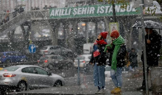 Meteoroloji 53 il için sarı ve turuncu kodlu uyarıda bulundu: Kar geliyor
