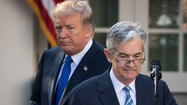 Powell ile Trump arasında soğuk rüzgarlar esiyor