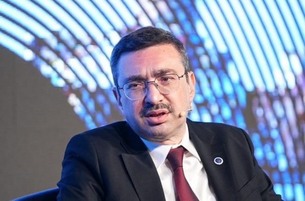 SPK Başkanı Gönül, gayrimenkul zirvesinde konuştu