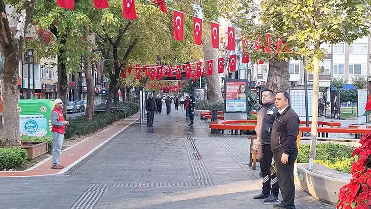 Saat 09.05’te Türkiye’de hayat durdu!