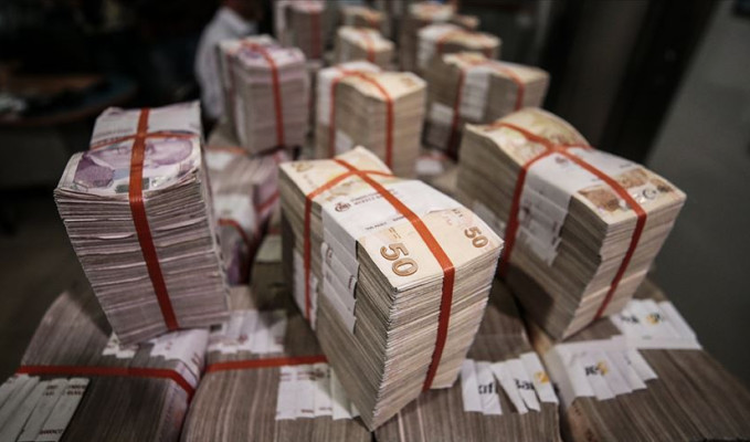 TL mevduatlarda stopaj hamlesi