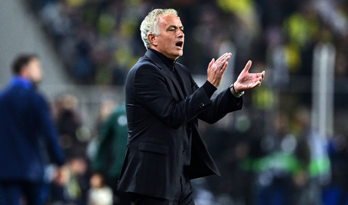 UEFA’dan Mourinho’ya 1 maç men cezası