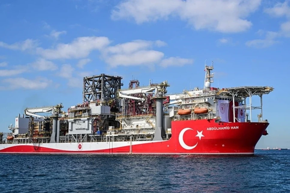 Abdülhamid Han Sondaj Gemisi Karadeniz’de ilk sondaja başladı