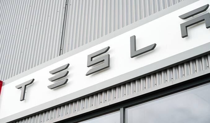 Tesla’nın piyasa değeri 1 trilyon dolara ulaştı