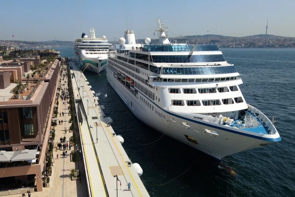 Türkiye’ye 1.7 milyon turist taşıyan kruvaziyer gemilerinin ilk tercihi Kuşadası oldu