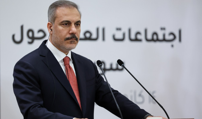 Bakan Fidan: İsrail’in Suriye’ye saldırıları anında durmalı