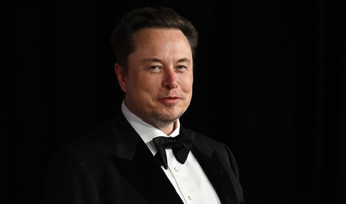 Elon Musk: Fed aşırı fazla personele sahip
