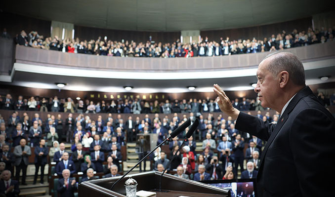 Erdoğan: Ekonomi programımızın semerelerini toplamaya başladım