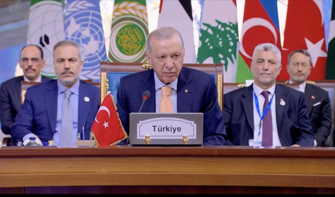 Erdoğan: Terörden arındırılmış Suriye’nin inşası en samimi beklentimizdir