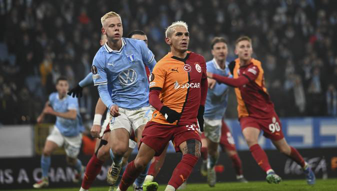 Galatasaray uzatmada galibiyeti kaçırdı