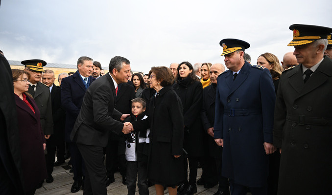 İsmet İnönü mezarı başında anıldı