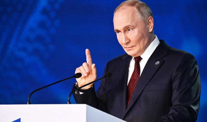 Putin’den ‘barış’ mesajı: Slovakya’da konuşalım