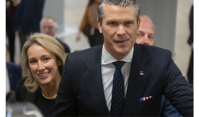 Trump’ın tartışılan adayı Hegseth yeni Savunma Bakanı oldu
