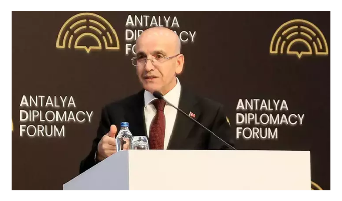 Bakan Şimşek: Diğerleri kaybederken, Çin kazanım elde etti