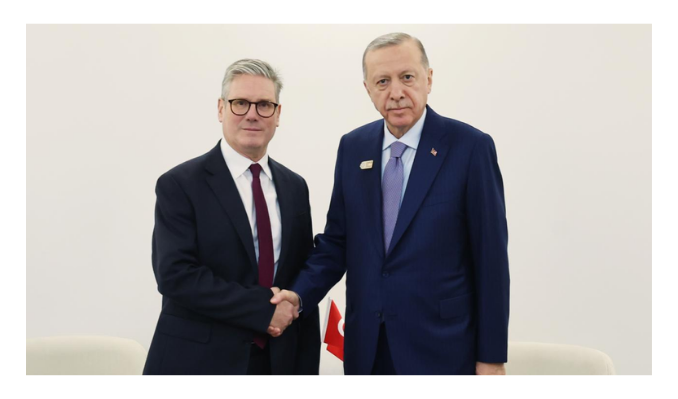 Erdoğan, İngiltere Başbakanı Starmer ile görüştü